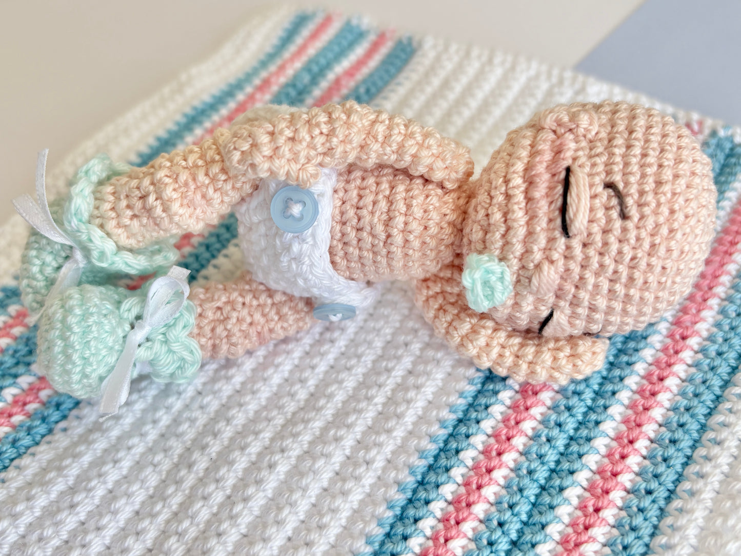 Newborn baby doll - IBM Yarns
