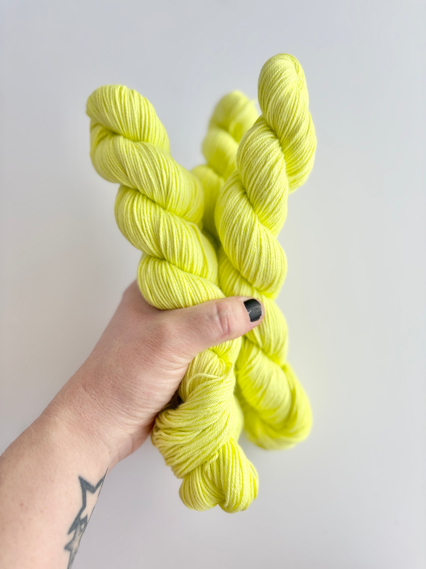 Kryptonite - 4 ply 100% cotton 50g