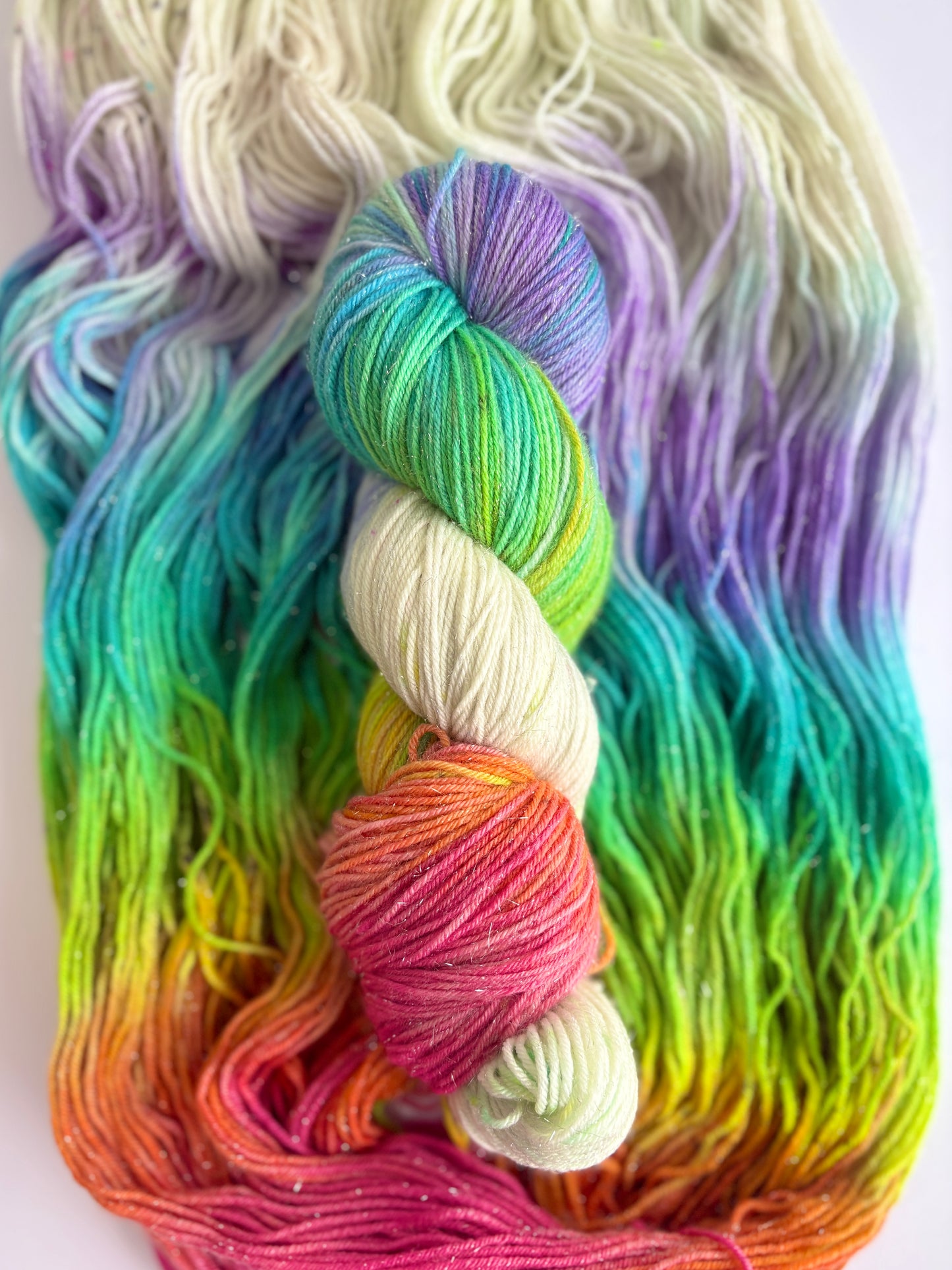 Rainbow Sparkle - Merino/ nylon/stellina