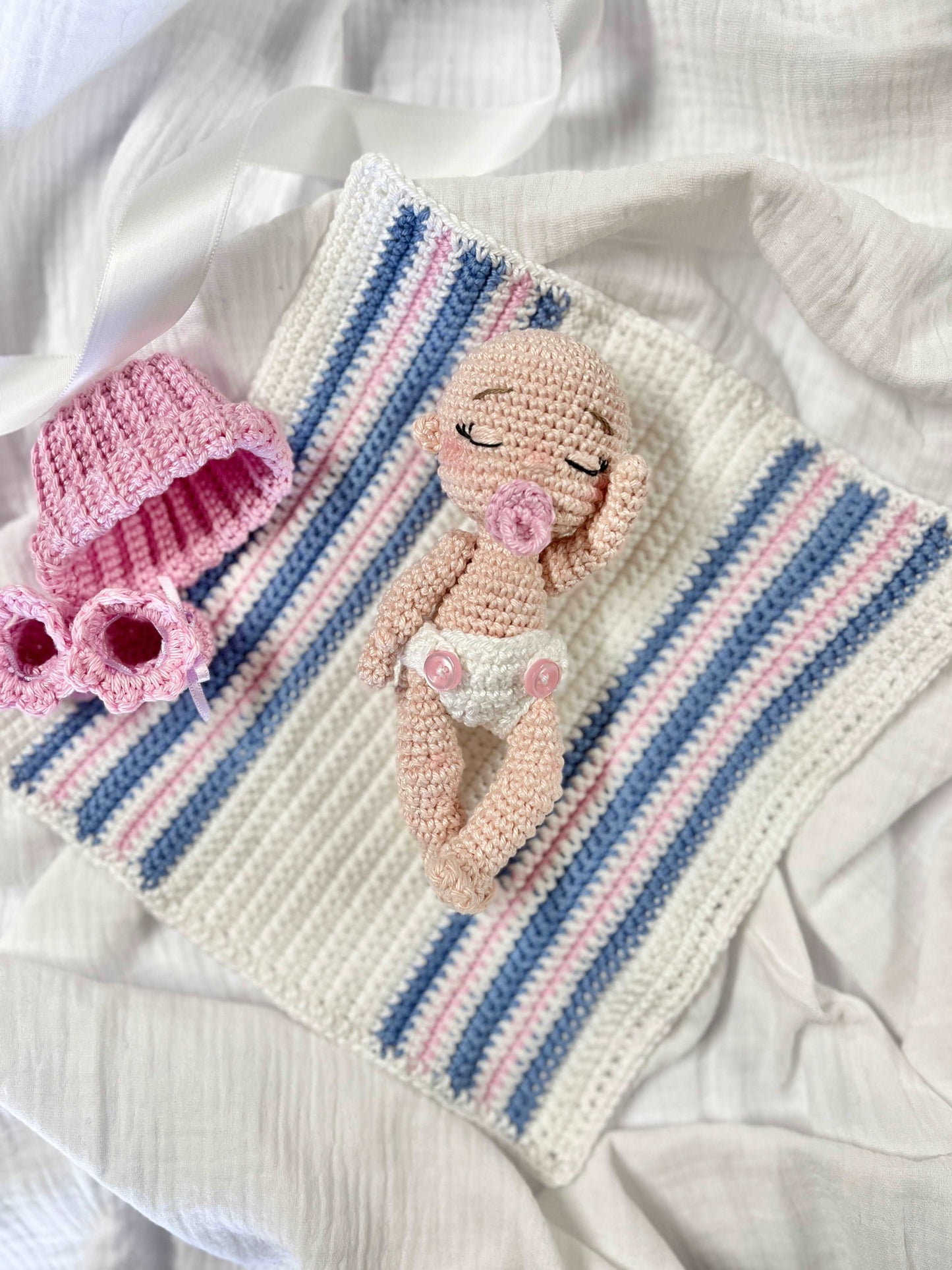 Newborn baby doll - IBM Yarns