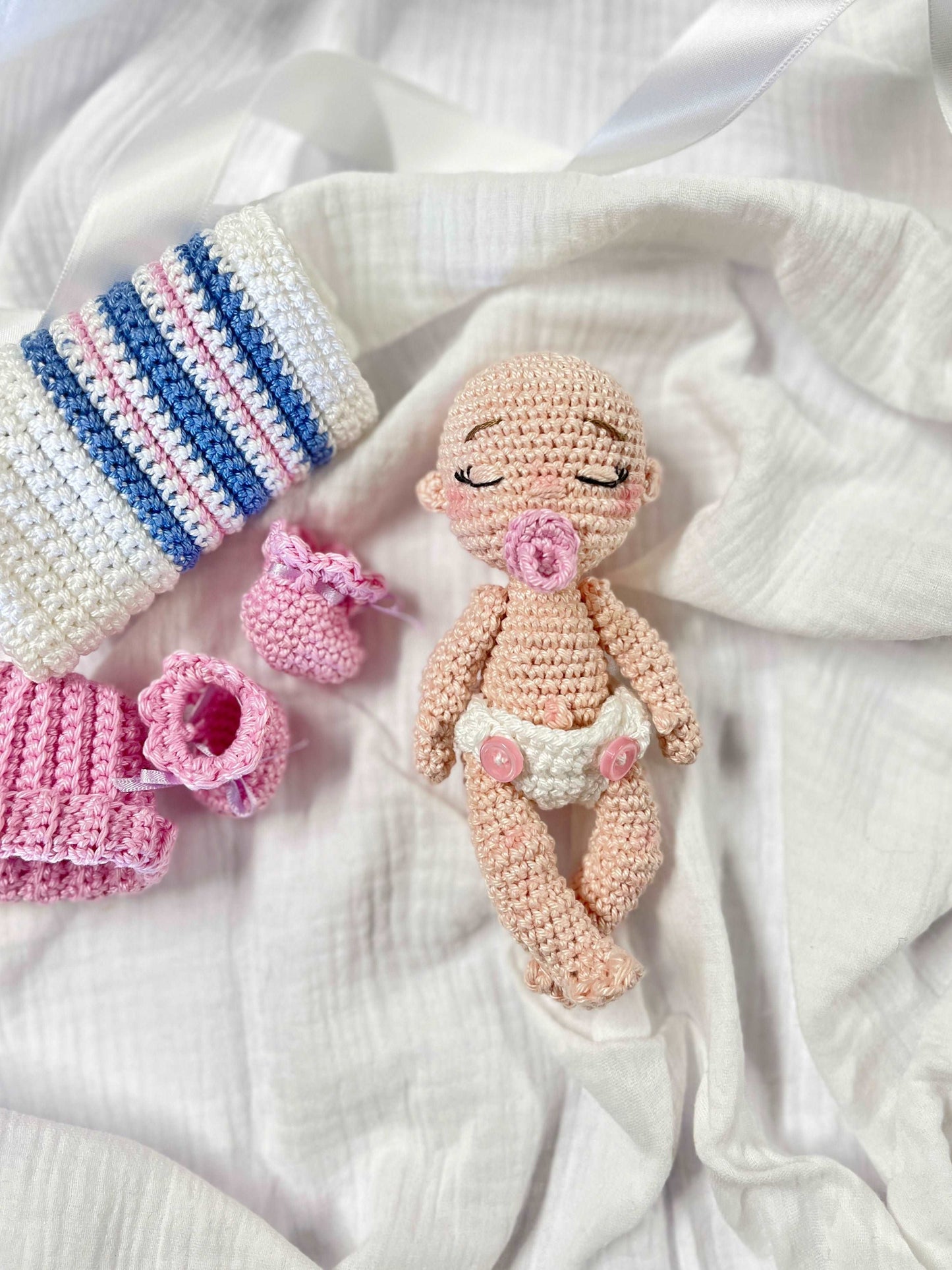 Newborn baby doll - IBM Yarns