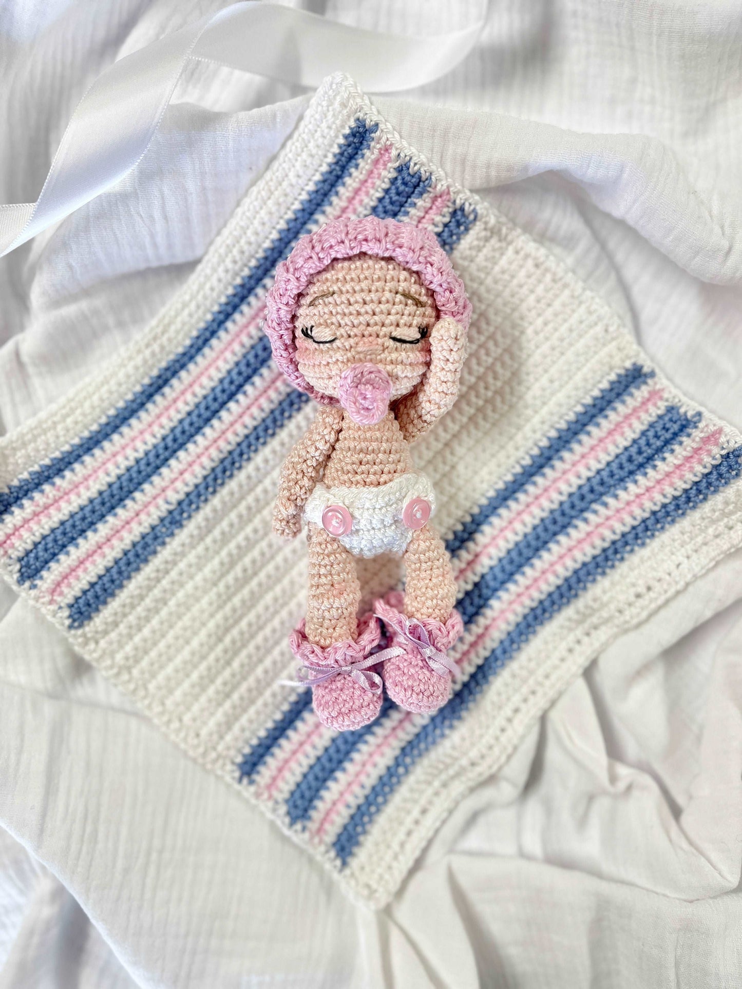 Newborn baby doll - IBM Yarns