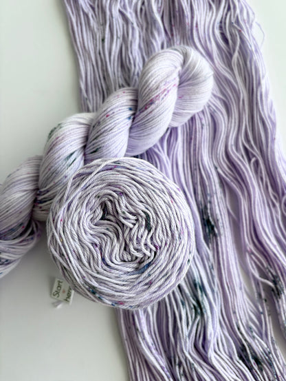 Blooming Lilac - 4 ply 100% cotton 50g