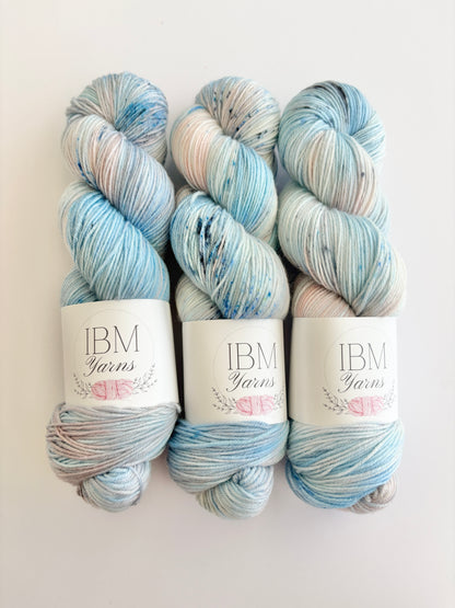 Wonderwall - Sock 4 ply/ fingering Australian Merino Wool