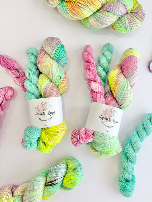 Aurora Kaleidoscope - SOCK, Merino/ nylon/ Stellina - IBM Yarns