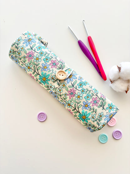 Cute Flowers | Crochet Hook Pouch