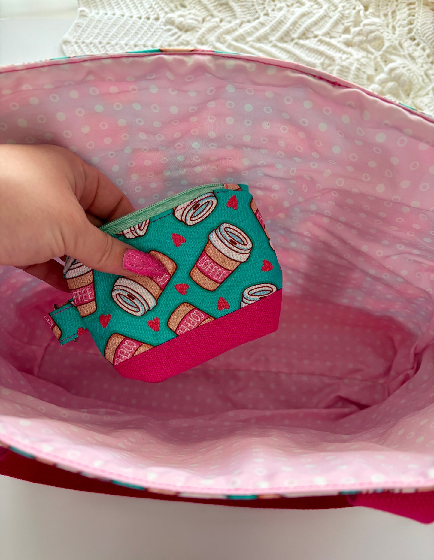 Coffee Cups - Knitting & Crochet Project Tote with Matching Pouch