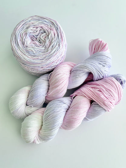 Marshmallow Smoosh - 4 ply 100% cotton 100g