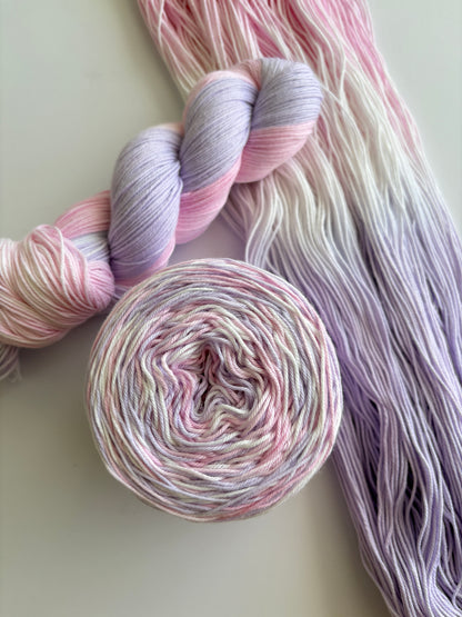 Marshmallow Smoosh - 4 ply 100% cotton 100g