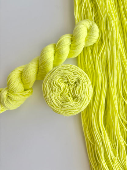 Kryptonite - 4 ply 100% cotton 50g