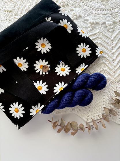 Daisies - Knitting & Crochet Project Tote with Matching Pouch