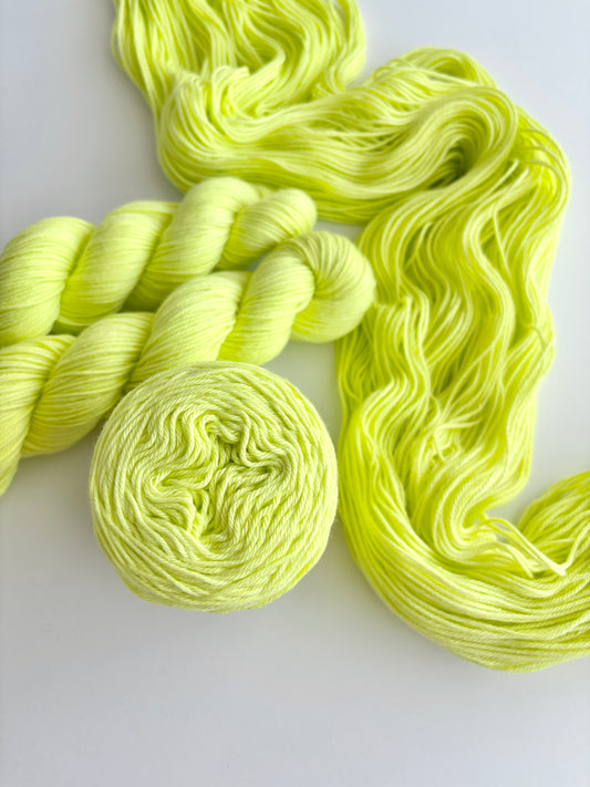 Kryptonite - 4 ply 100% cotton 50g
