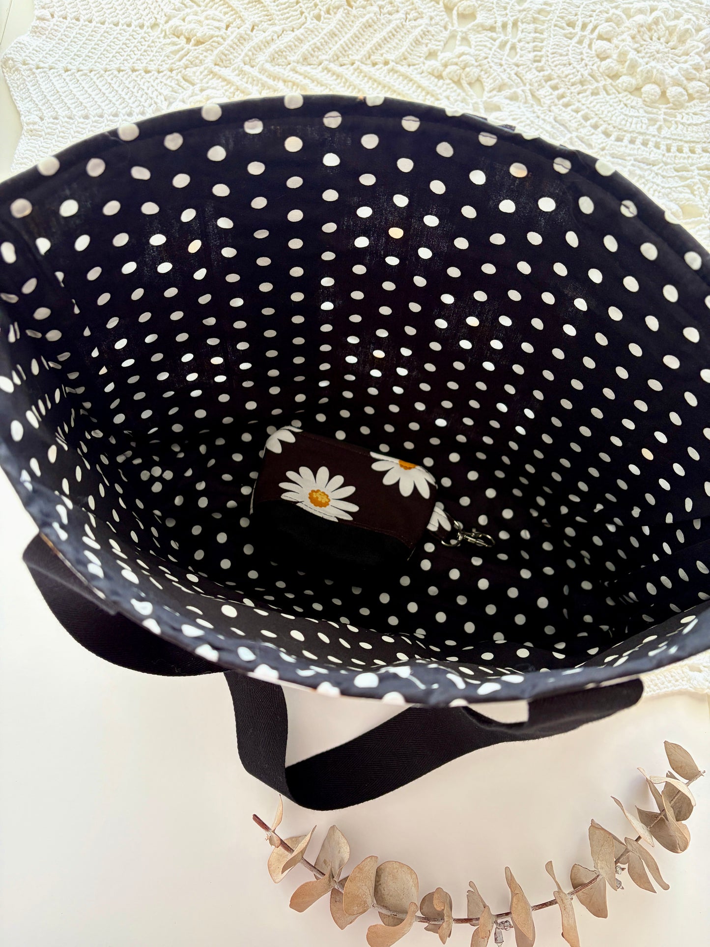 Daisies - Knitting & Crochet Project Tote with Matching Pouch