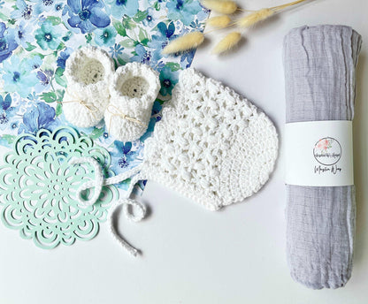 Newborn Bonnet and Booties gift set - IBM Yarns
